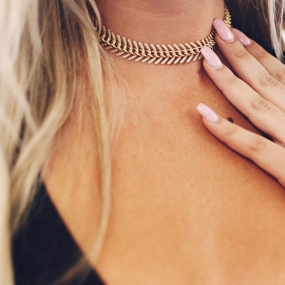 🌻 3/$35 Fishbone Choker Necklace Silver Plated